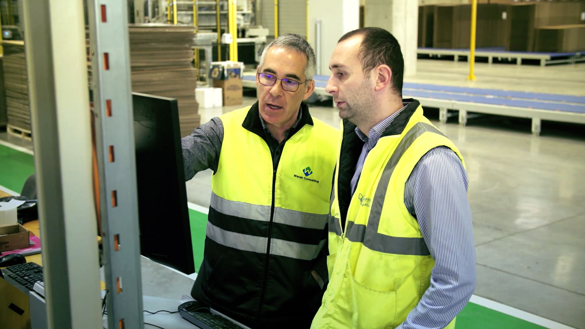 ingeniería para la fabricación y almacenaje de cartón ondulado